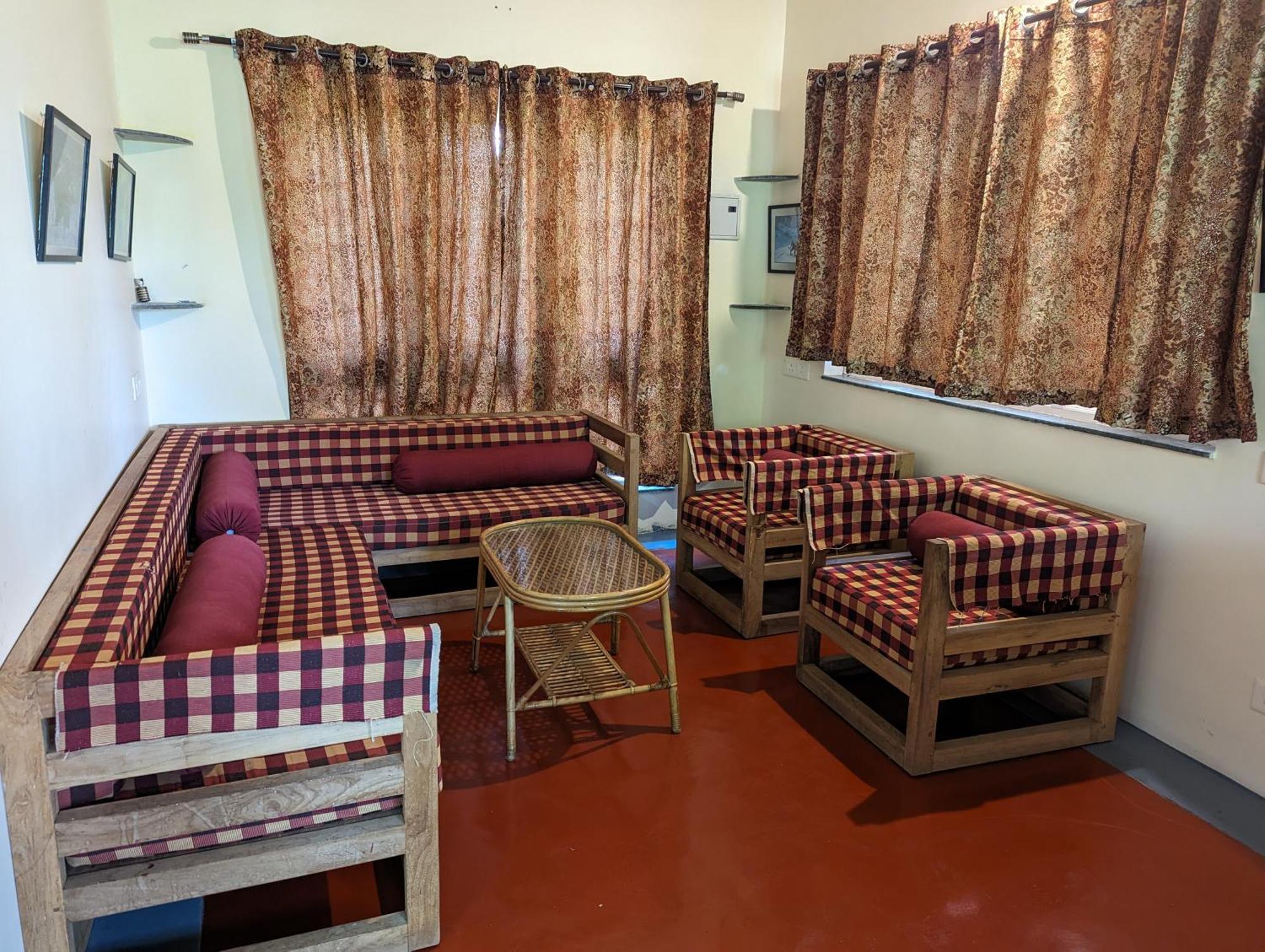 Ghar Homestay, โกตากิริ ภายนอก รูปภาพ